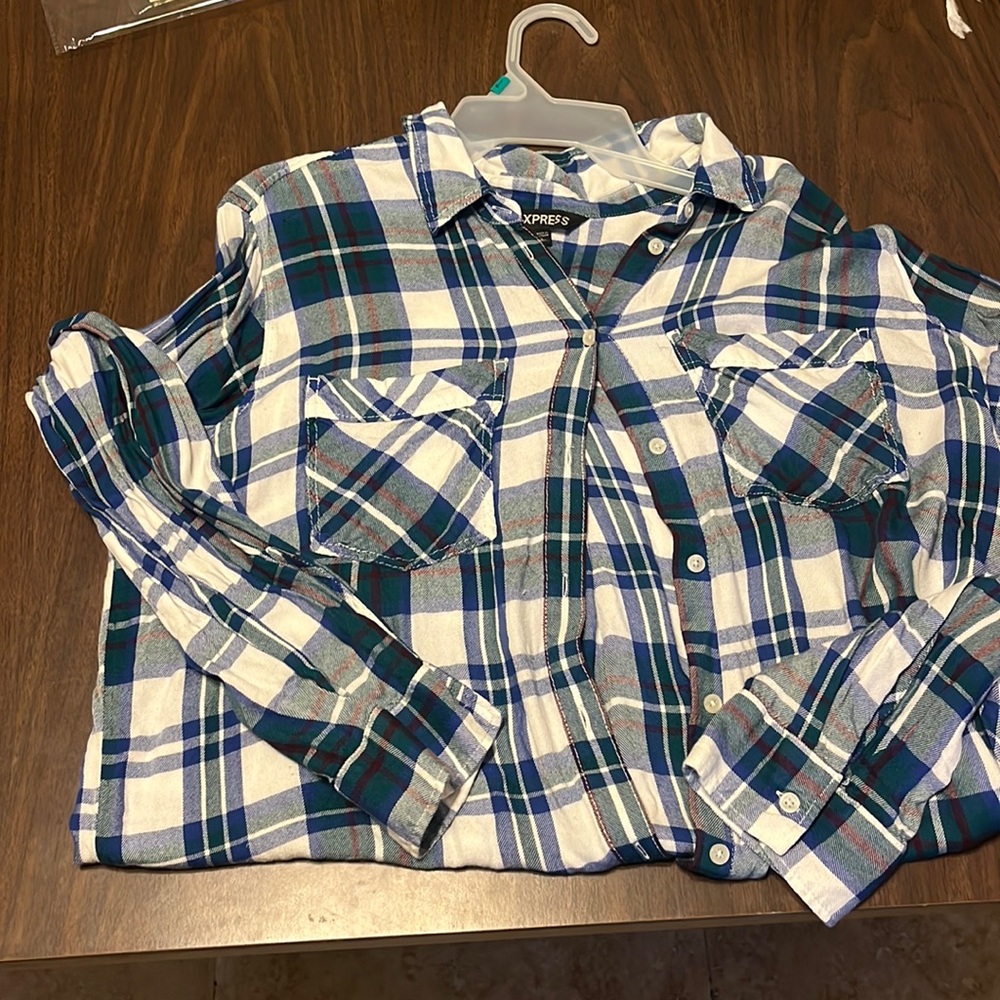 Express Button Down top size large